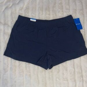 NWT Columbia quick dry shorts Large